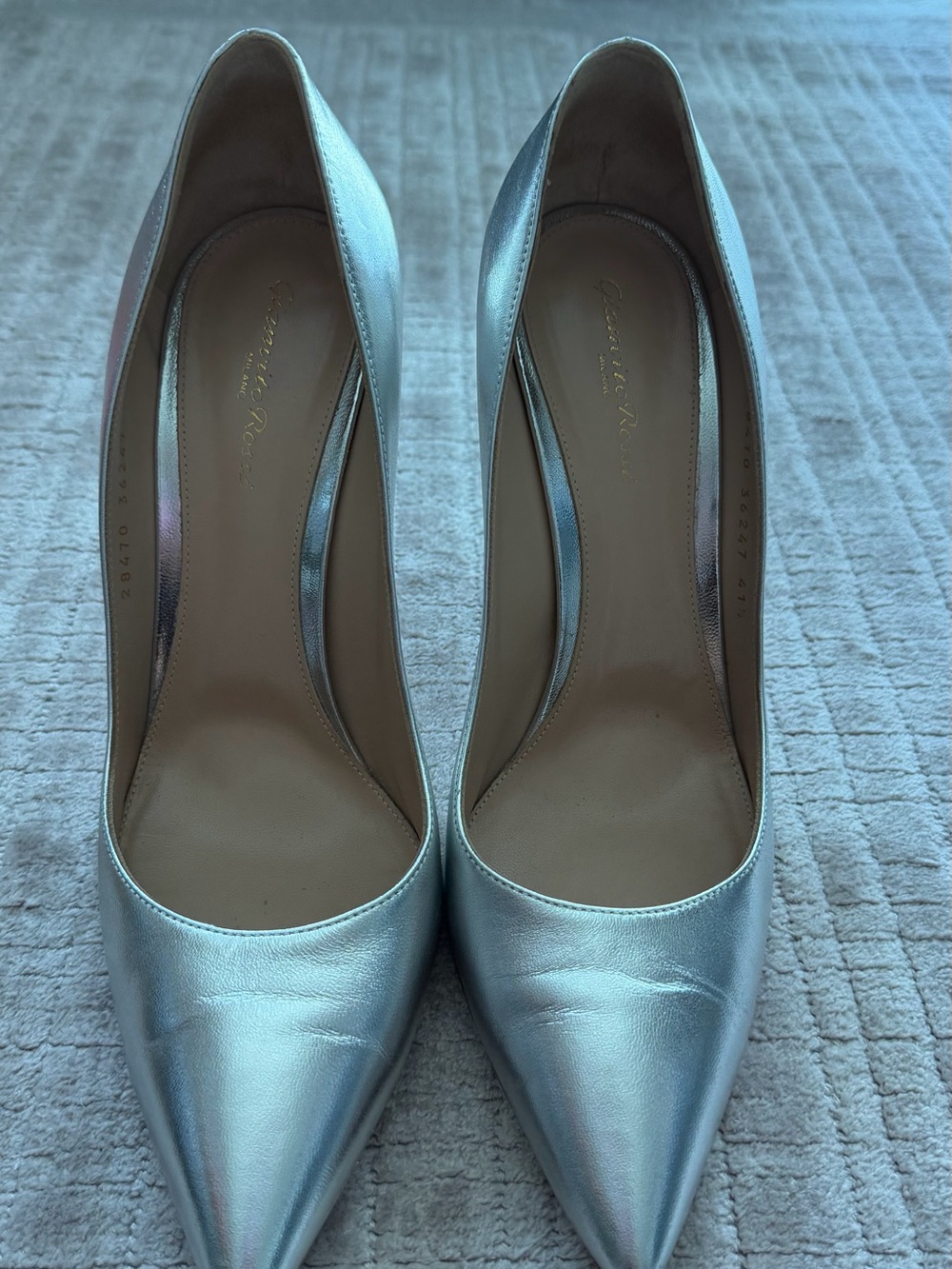 Gianvito Rossi Metallic Silver Pointed-Toe Pumps